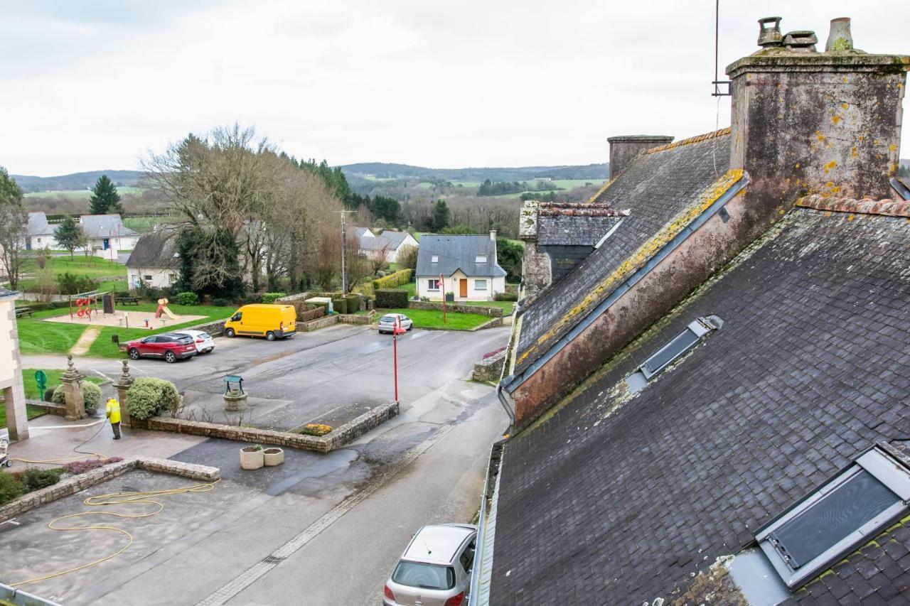 Confortable T1bis rénové, au cœur d'un bourg calme La Chapelle-Neuve  Exterior foto